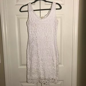 Banana Republic resort wear white lace dress